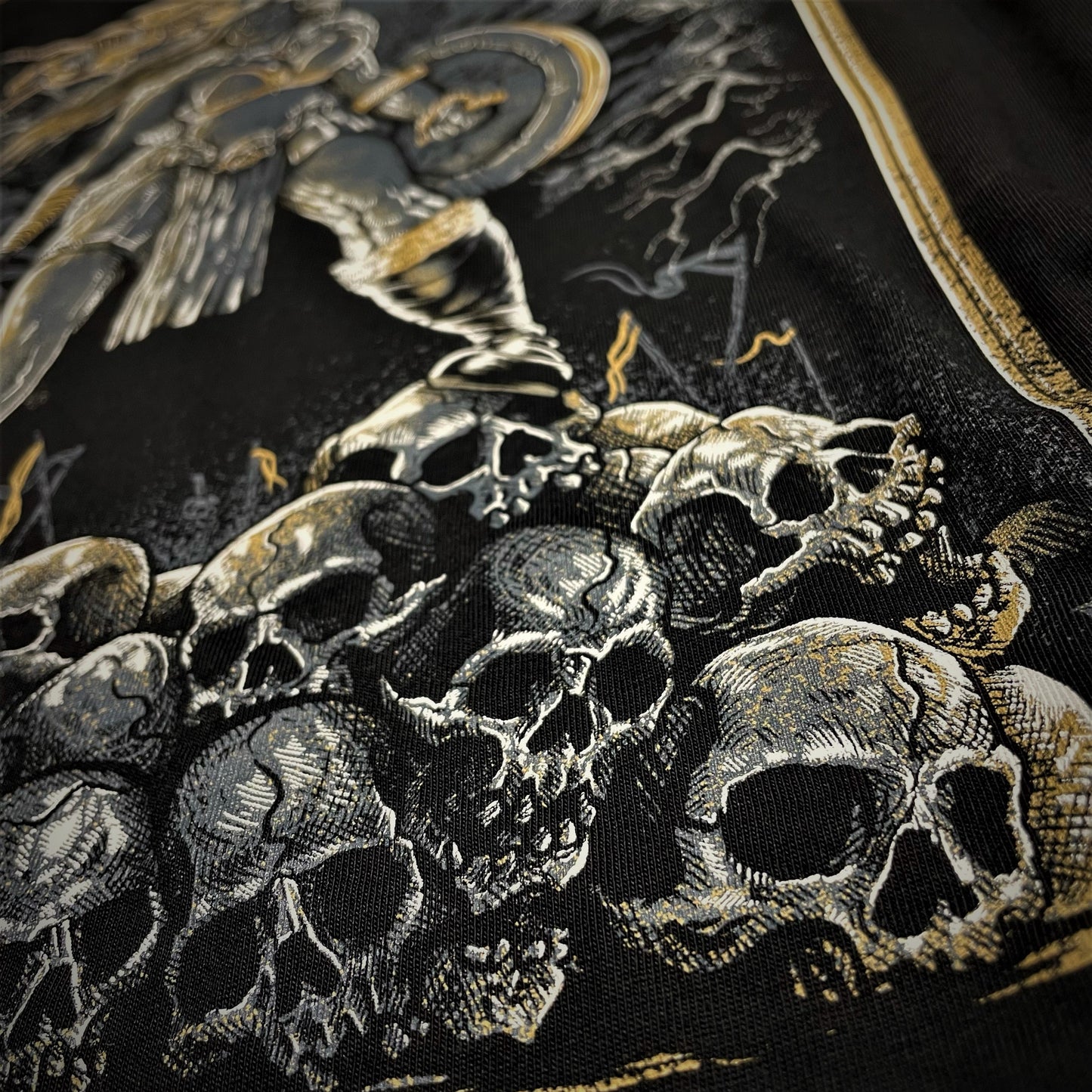 The Warrior of Steel - Unisex Tee