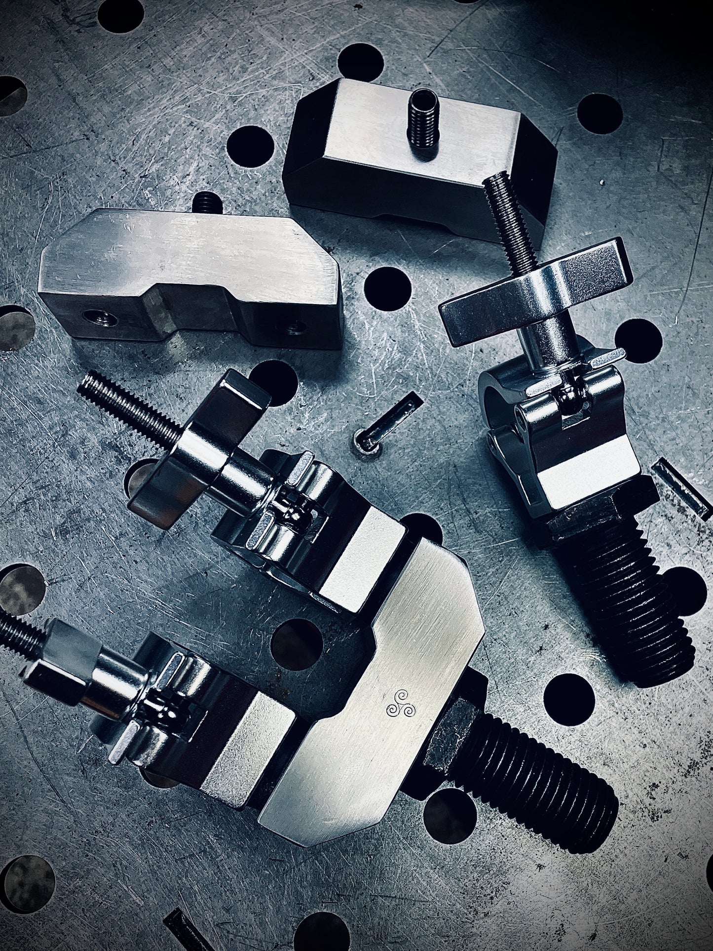THE rEVOLUTION: Build Your Own
